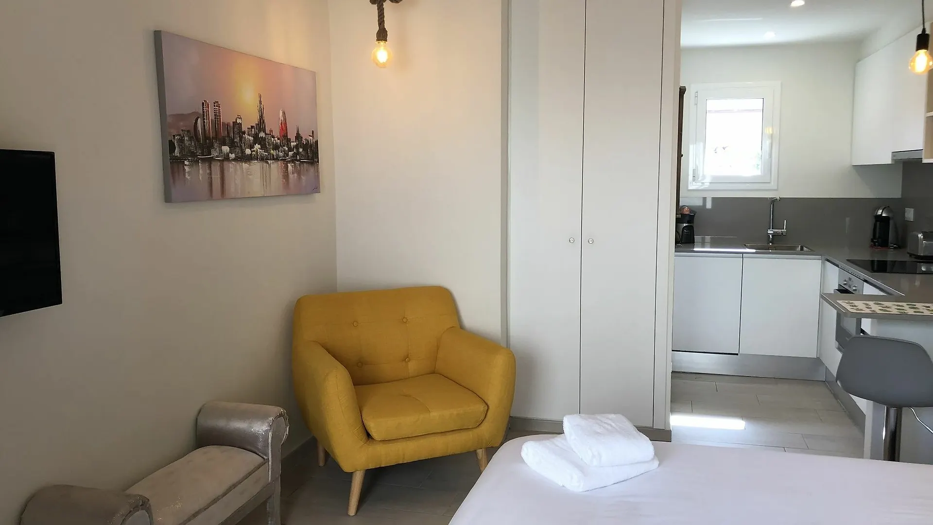 Rambla De Marisol Apartments Castelldefels Spain